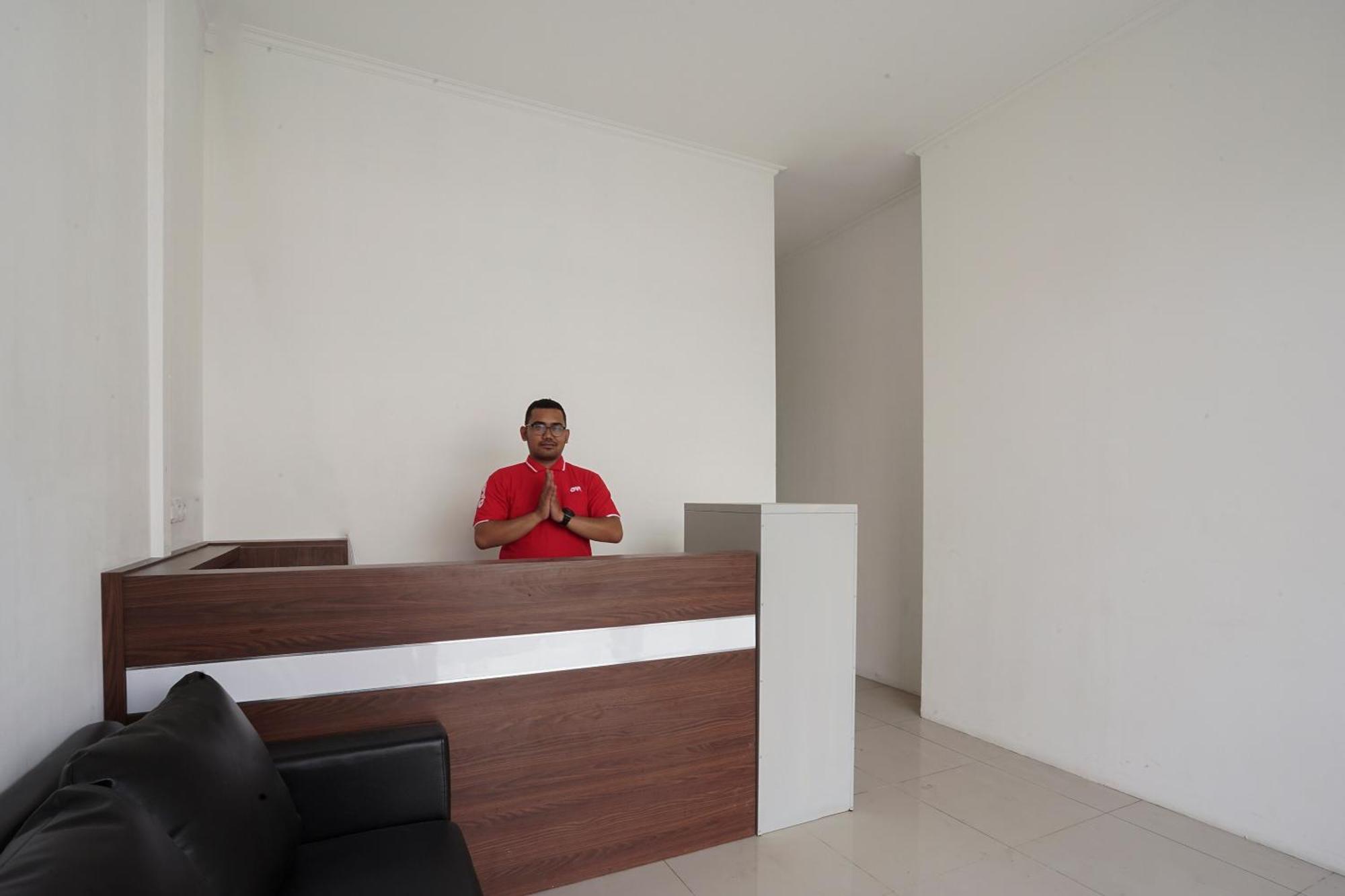 Super Oyo 2183 Cibeureum Residence Bandung Exterior foto