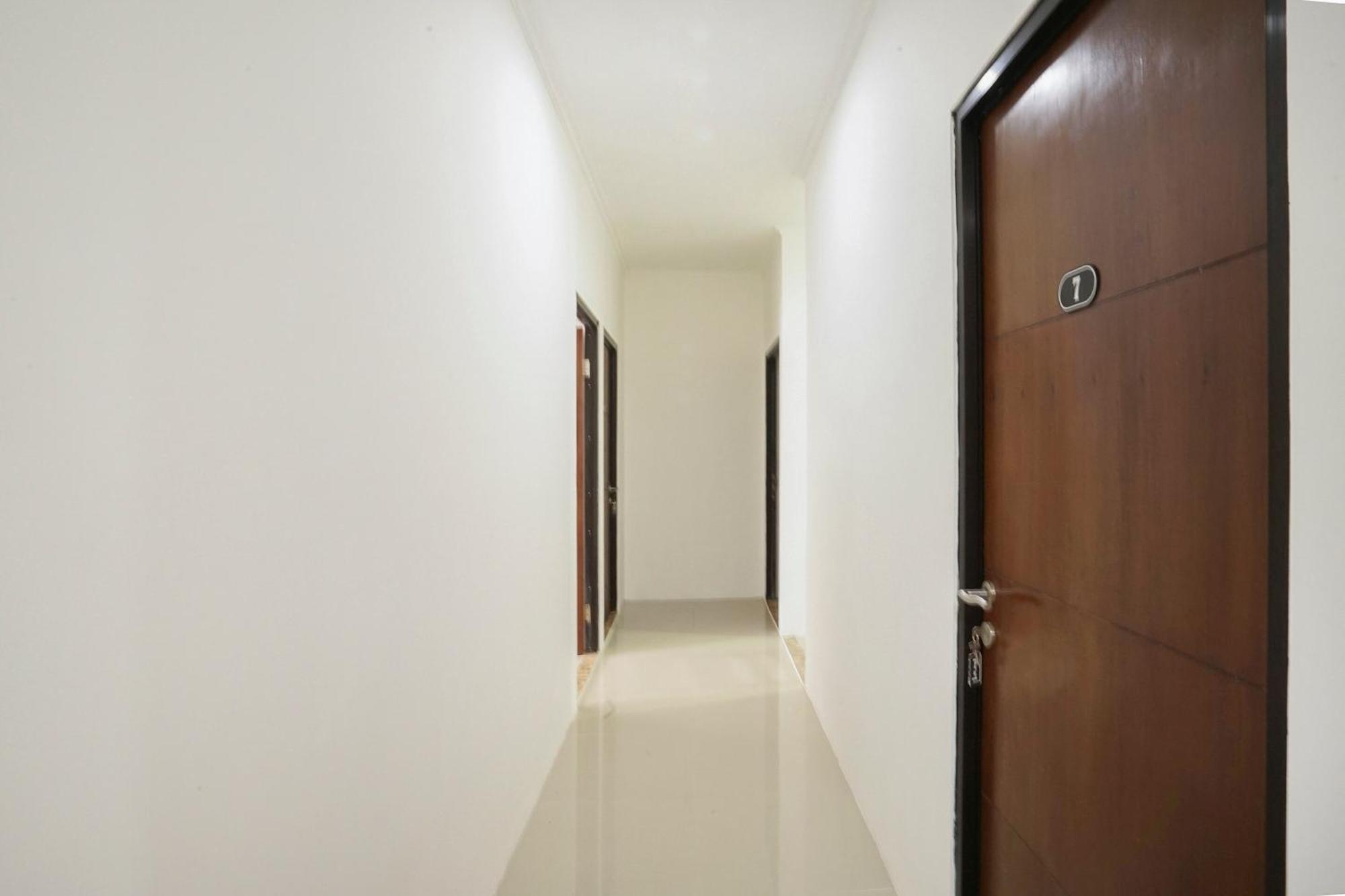 Super Oyo 2183 Cibeureum Residence Bandung Exterior foto